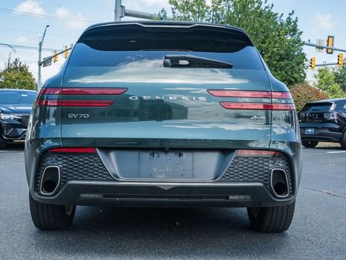 Used 2023 Genesis GV70 2.5T AWD/4WD image 6