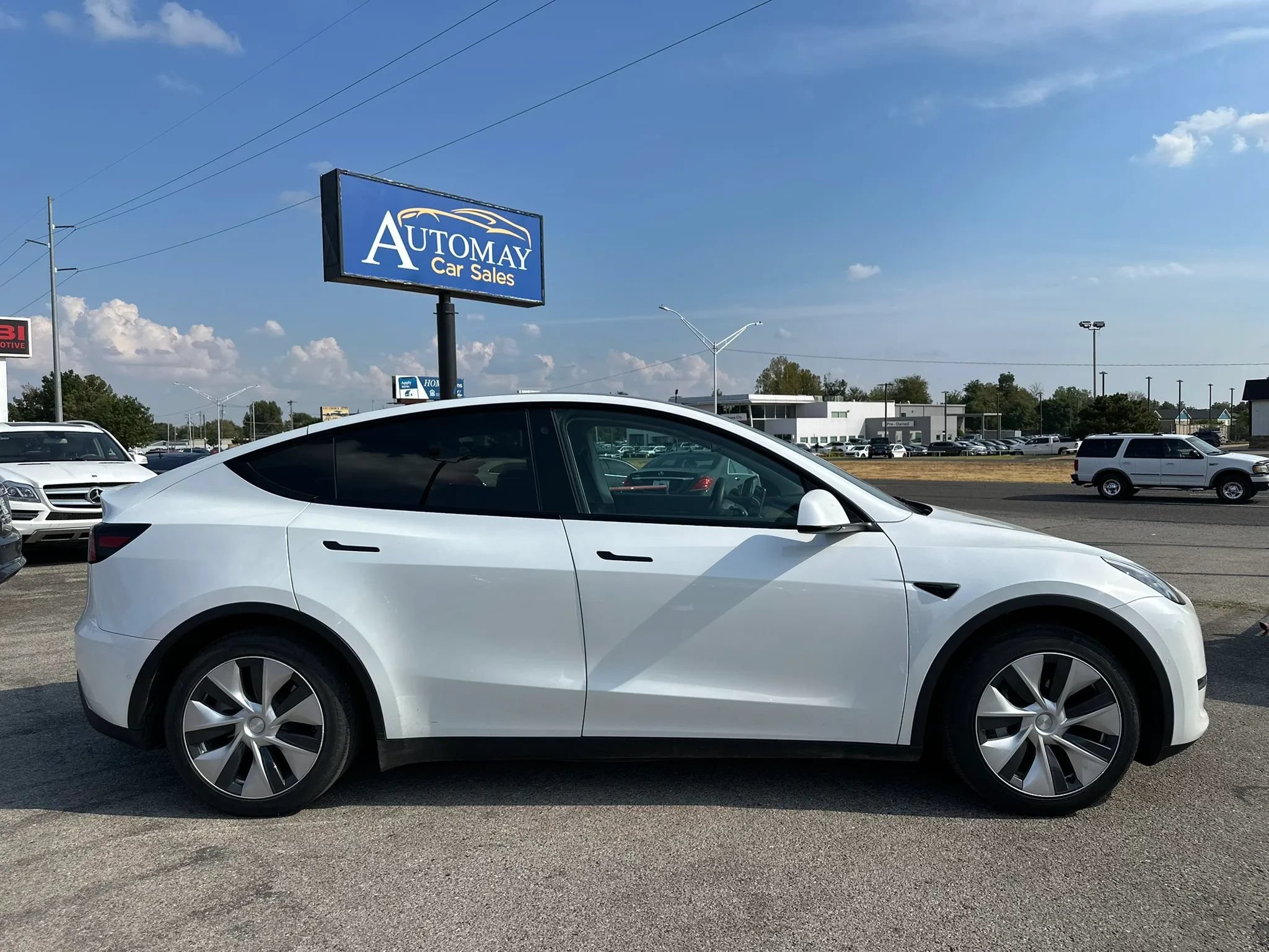 Used 2021 Tesla Model Y 2WD image 29