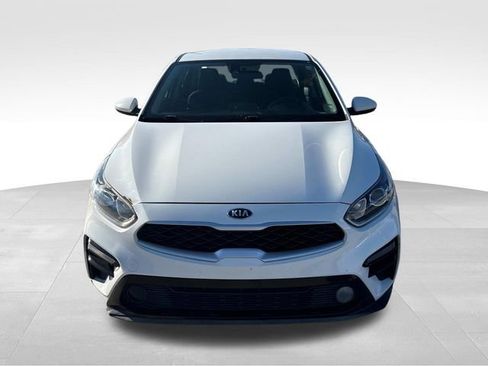 Used 2020 Kia Forte LXS image 2
