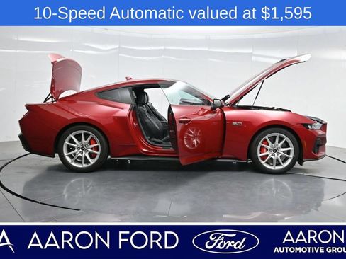 Used 2024 Ford Mustang GT Premium RWD image 3