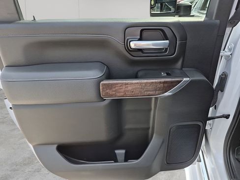 Used 2021 GMC Sierra 3500 Denali image 16