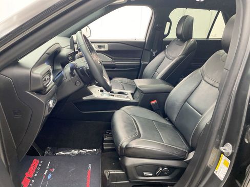 Used 2020 Ford Explorer ST w/ Premium Technology Package AWD/4WD image 14