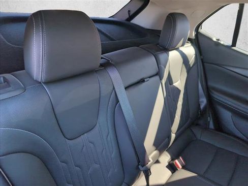 Used 2024 Buick Encore GX Avenir image 22