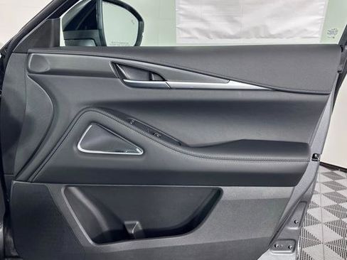 Certified 2025 INFINITI QX60 Luxe w/ Vision Package image 29