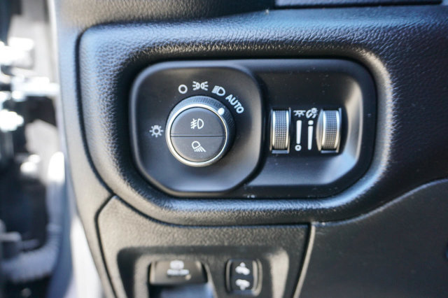 Used 2026 RAM 1500 Laramie w/ Sport Appearance Package AWD/4WD image 10