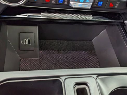 Certified 2025 Ford F150 Lariat AWD/4WD image 32