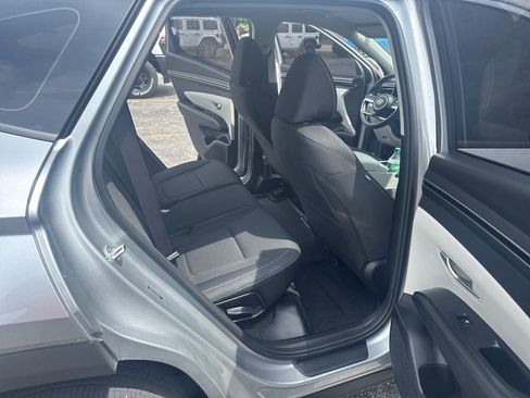 Used 2024 Hyundai Tucson SE AWD/4WD image 17