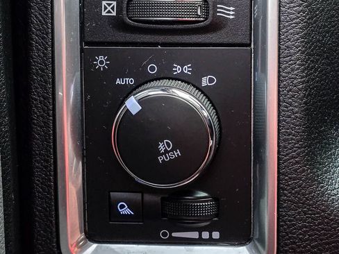 Used 2018 RAM 1500 Big Horn AWD/4WD image 24