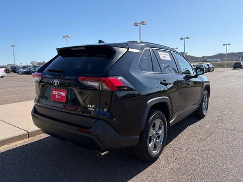 Certified 2025 Toyota RAV4 XLE AWD/4WD image 8