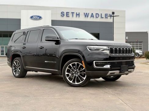 Used 2022 Jeep Wagoneer Series III w/ Premium Group I image 1