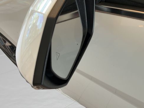 Used 2024 Hyundai Elantra Limited FWD image 43
