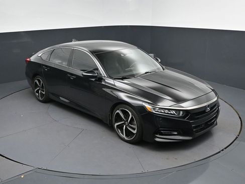 Used 2018 Honda Accord Sport image 37