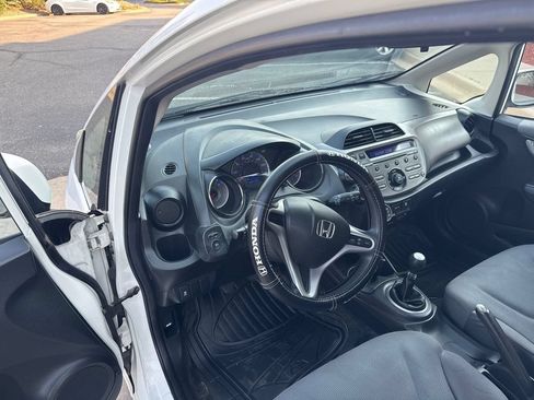 Used 2013 Honda Fit image 24