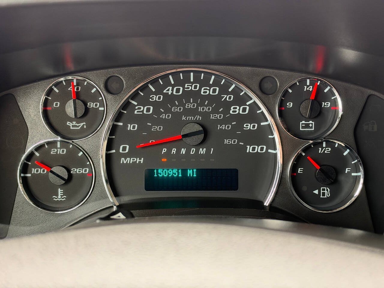Used 2020 Chevrolet Express 2500 w/ Driver Convenience Package RWD image 20