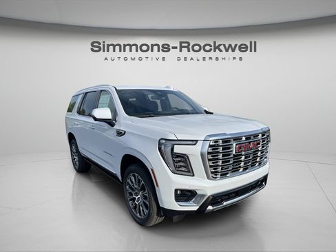 New 2026 GMC Yukon Denali w/ Sun & Power Step Package AWD/4WD image 7