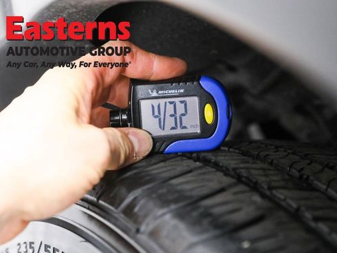 Used 2018 Toyota RAV4 Limited image 30