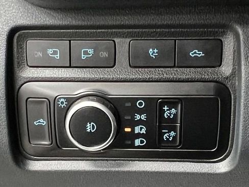 Used 2023 Ford F350 Platinum AWD/4WD image 32