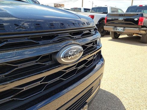 Used 2023 Ford Expedition Limited RWD image 13