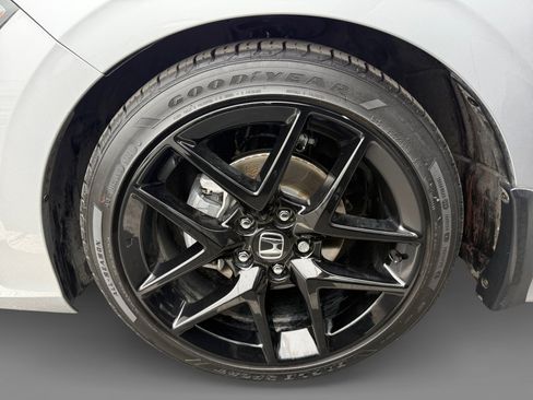 Certified 2024 Honda Civic Sport image 9
