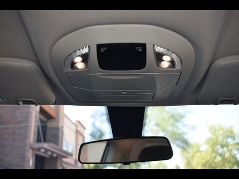 Used 2021 Chrysler Voyager LX FWD image 30