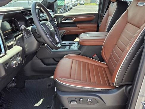 Used 2026 GMC Sierra 2500 Denali Ultimate AWD/4WD image 10