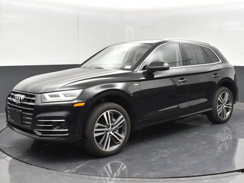 Used 2020 Audi Q5 e Prestige w/ Prestige Package AWD/4WD image 14
