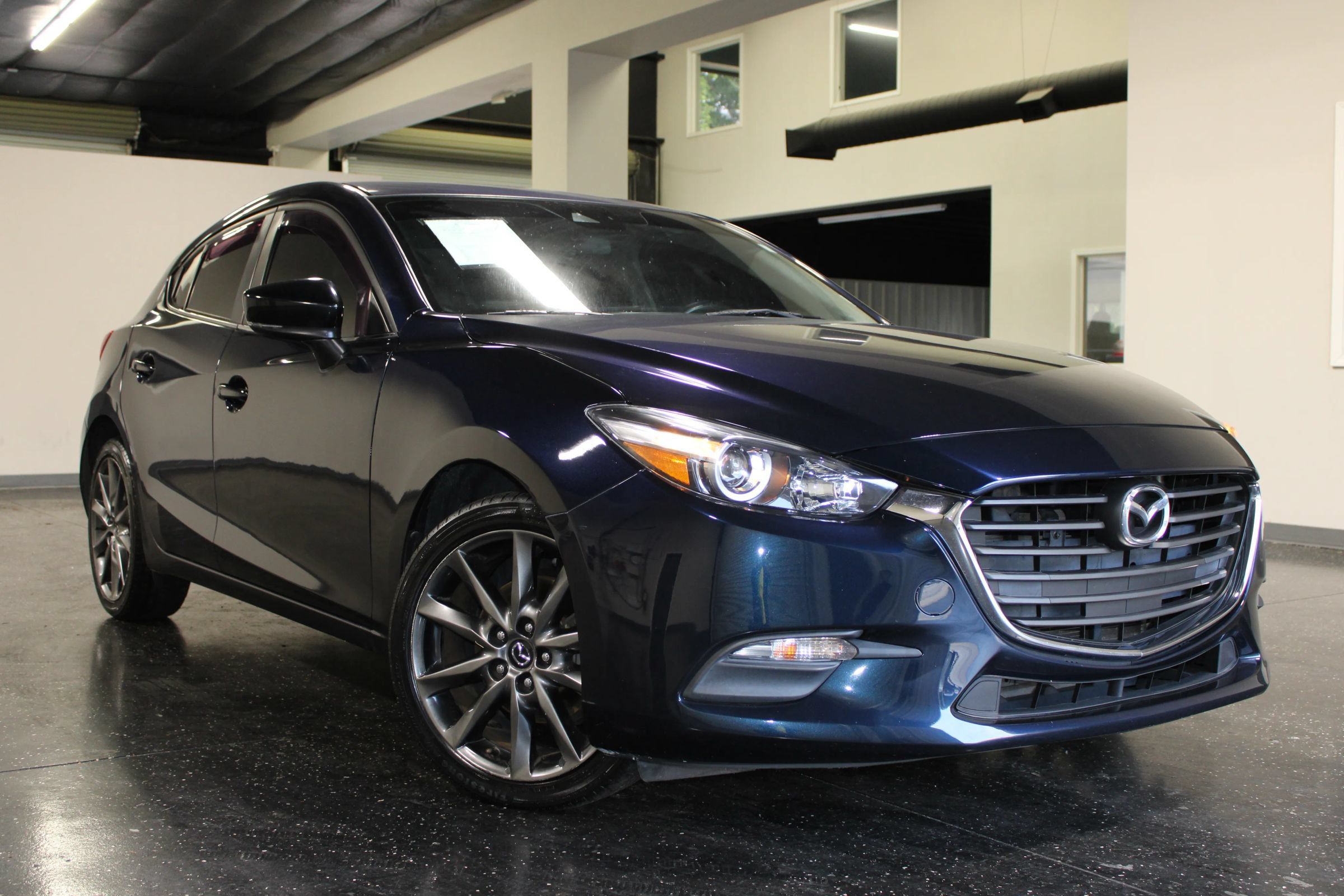 Used 2018 MAZDA MAZDA3 Touring FWD image 40