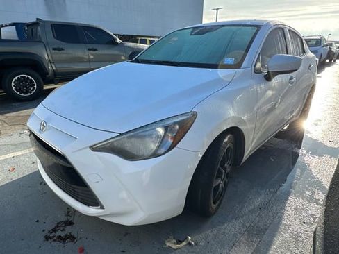 Used 2016 Scion iA image 1