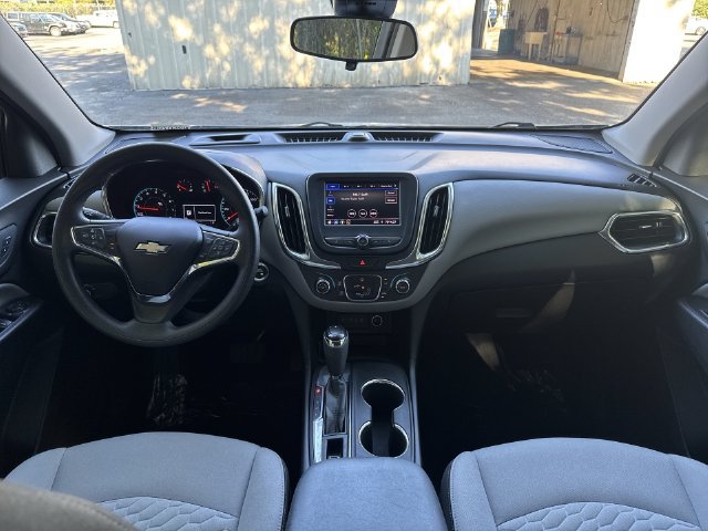 Used 2020 Chevrolet Equinox LS w/ LS Convenience Package FWD image 9