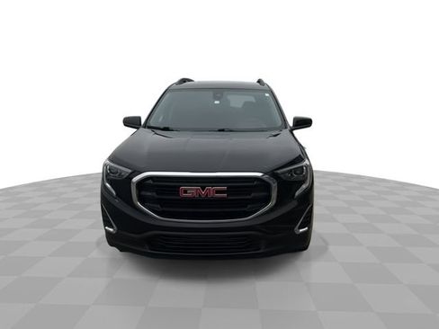 Used 2021 GMC Terrain SLE w/ Driver Convenience Package FWD image 3