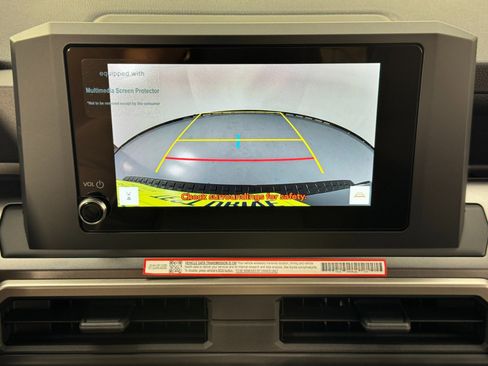 Used 2025 Toyota 4Runner SR5 image 27