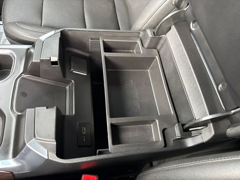 Used 2023 GMC Sierra 1500 SLT w/ SLT Premium Package image 21