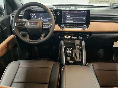 New 2026 GMC Canyon AT4 w/ Technology Plus Package AWD/4WD image 12