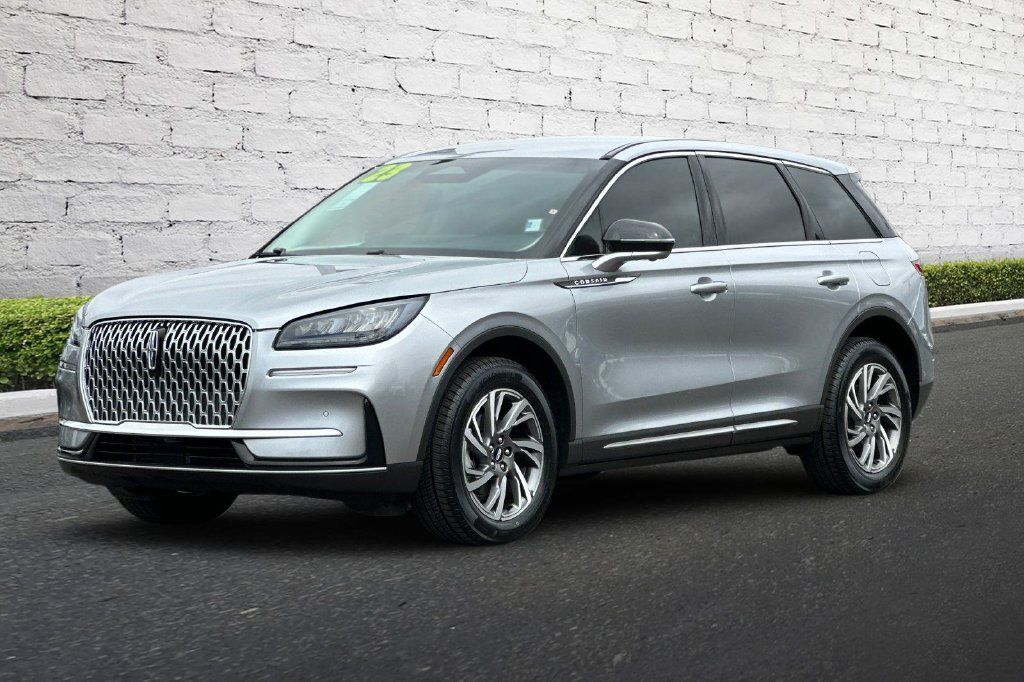 Used 2023 Lincoln Corsair FWD w/ Equipment Group 101A image 8