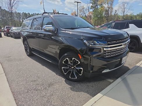 Used 2023 Chevrolet Suburban Premier w/ Max Trailering Package AWD/4WD image 1