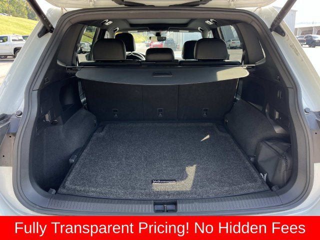 Used 2022 Volkswagen Tiguan SEL R-Line AWD/4WD image 18