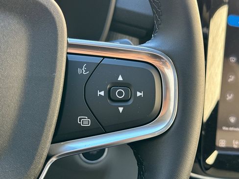 New 2026 Volvo XC40 B5 Ultra w/ Climate Package image 29