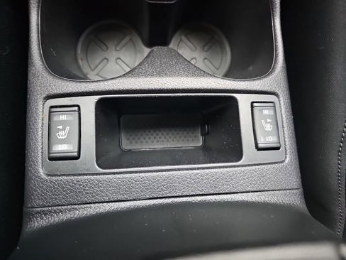 Used 2018 Nissan Rogue Sport SL image 21