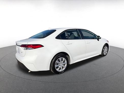 Used 2023 Toyota Corolla LE image 15