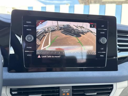 New 2026 Volkswagen Jetta SE image 22