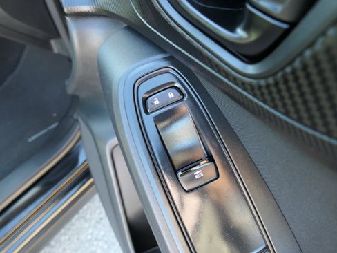 Certified 2023 Subaru Crosstrek 2.0i image 24