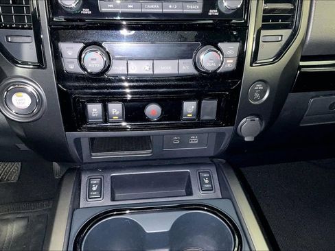 Used 2024 Nissan Titan SV w/ SV Bronze Edition Package RWD image 30