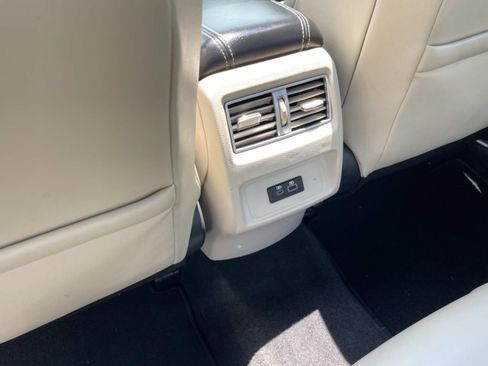 Used 2021 Nissan Maxima Platinum w/ Sport Mat Group FWD image 11