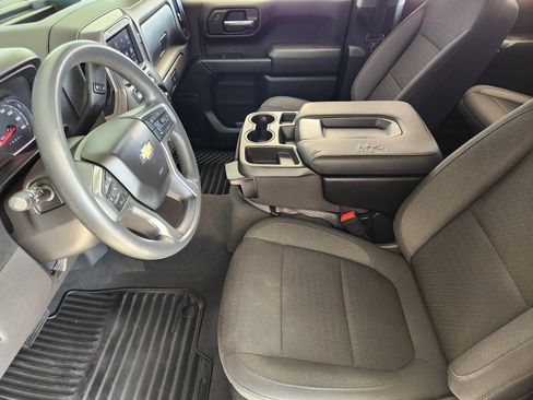 Used 2022 Chevrolet Silverado 1500 Custom w/ Safety Confidence Package RWD image 14