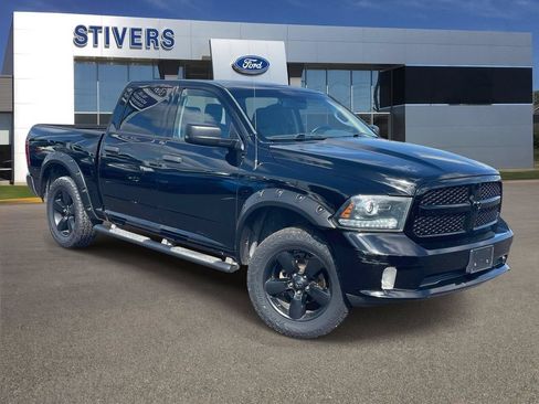Used 2014 RAM 1500 Express w/ Black Ram 1500 Express Group RWD image 1