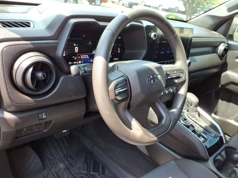 Used 2024 Chevrolet Colorado Trail Boss w/ Advanced Trailering Package AWD/4WD image 8