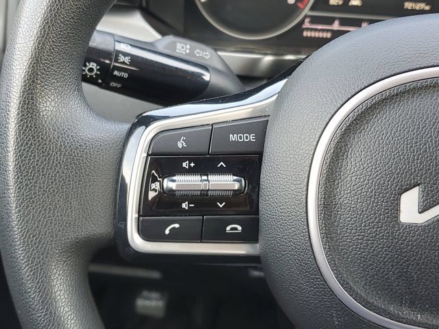 Certified 2023 Kia Sorento LX FWD image 22
