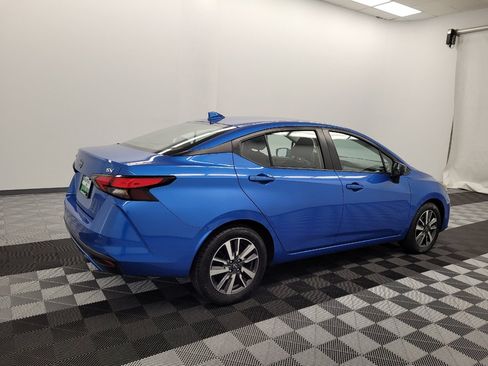 Used 2024 Nissan Versa SV FWD image 10