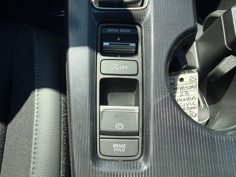 Used 2023 Honda Civic Sport image 17