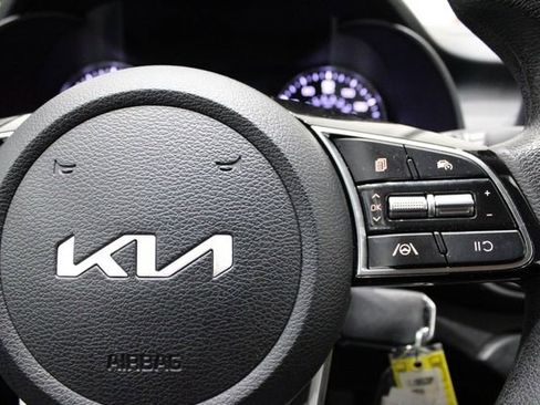 Used 2024 Kia Forte LXS image 24